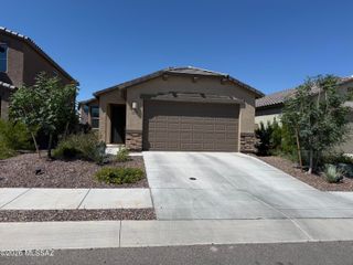 6754 E Via Olmeda, Tucson, AZ 85756