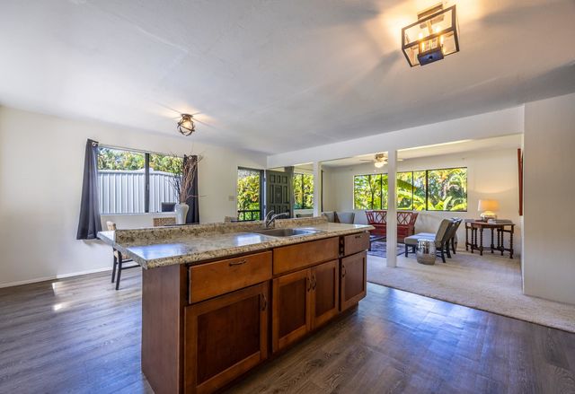 81 Kapuai Rd, Haiku, HI 96708