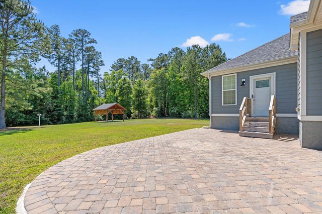 129 Ole Nobleman Ct., Conway, SC 29527