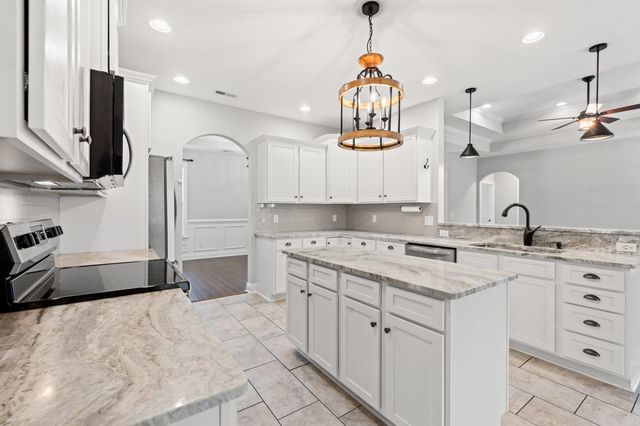 129 Ole Nobleman Ct., Conway, SC 29527