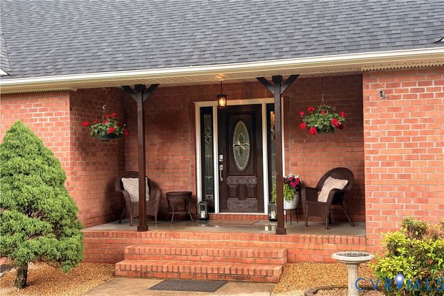 11761 Putnam Pl, Amelia, VA 23002