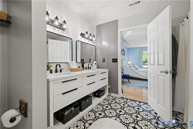 11761 Putnam Pl, Amelia, VA 23002