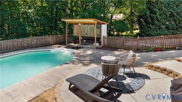 11761 Putnam Pl, Amelia, VA 23002