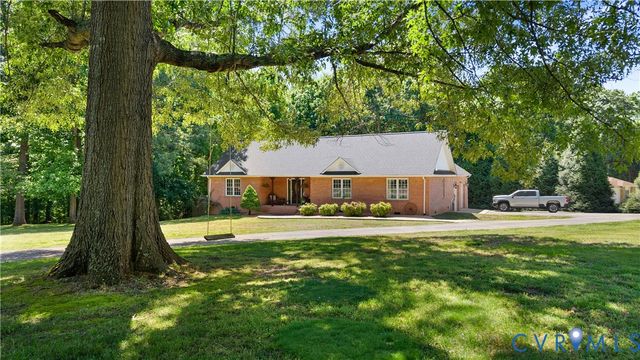 11761 Putnam Pl, Amelia, VA 23002