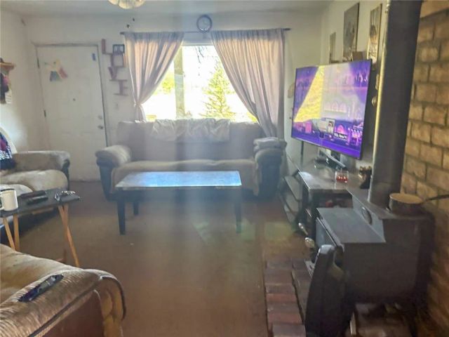 324 Henley Hornbrook rd, Hornbrook, CA 96044