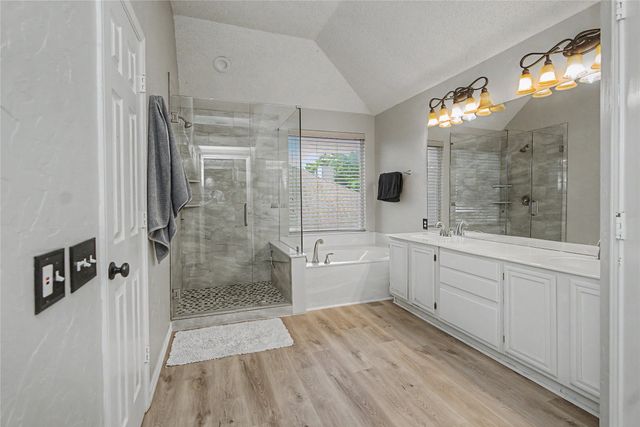 1808 Lacey Oak Lane, Keller, TX 76248
