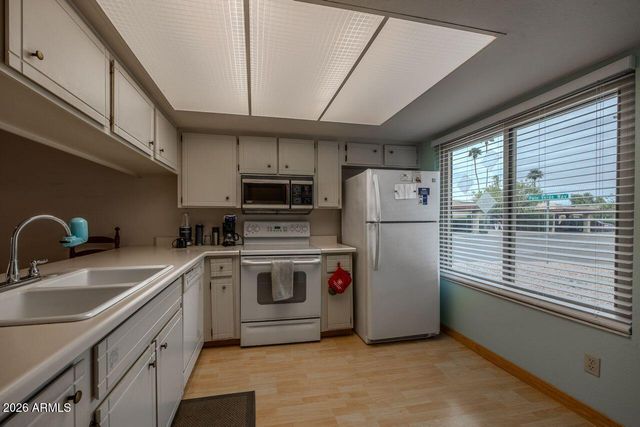 537 S PALO VERDE Way, Mesa, AZ 85208