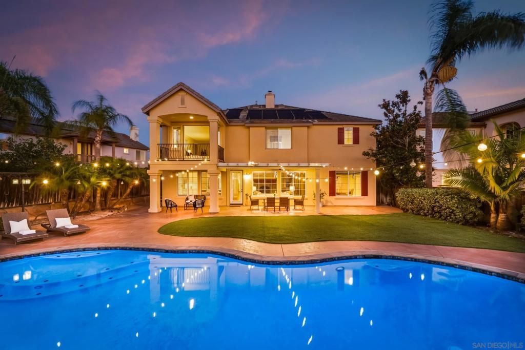9846 Falcon Bluff St, San Diego, CA 92127 — photo 2