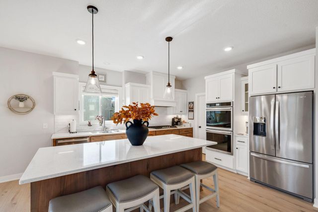 4956 Bennett Street SE, Prior Lake, MN 55372