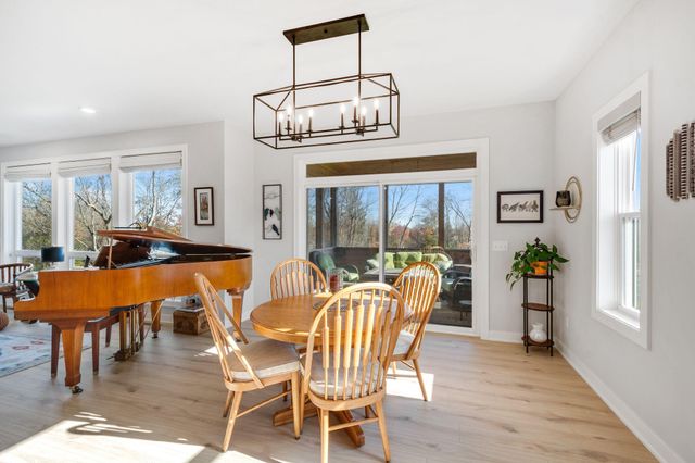 4956 Bennett Street SE, Prior Lake, MN 55372