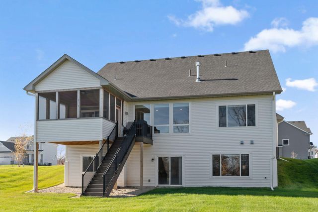 4956 Bennett Street SE, Prior Lake, MN 55372