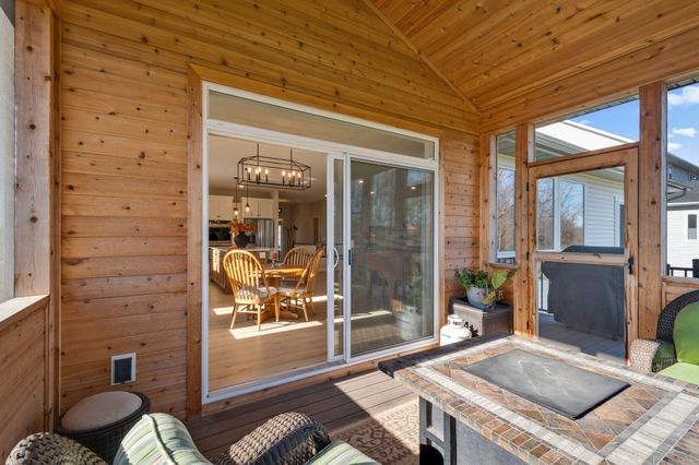 4956 Bennett Street SE, Prior Lake, MN 55372