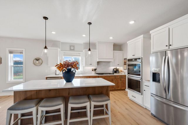 4956 Bennett Street SE, Prior Lake, MN 55372