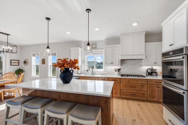 4956 Bennett Street SE, Prior Lake, MN 55372