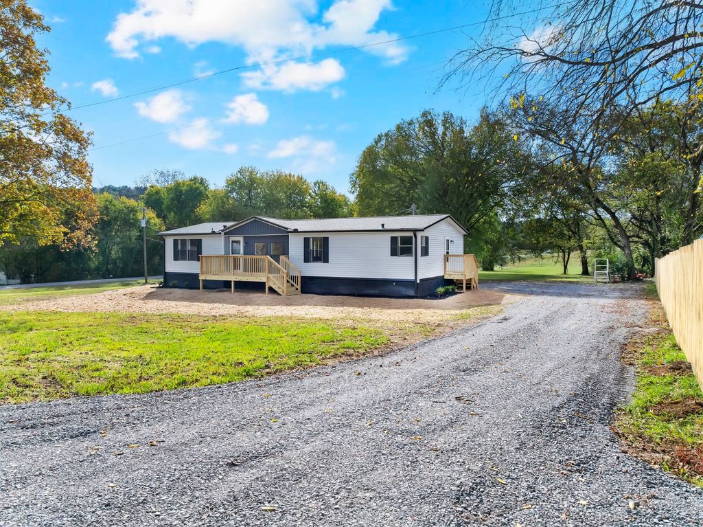 2403 Highway 130, Petersburg, TN 37144