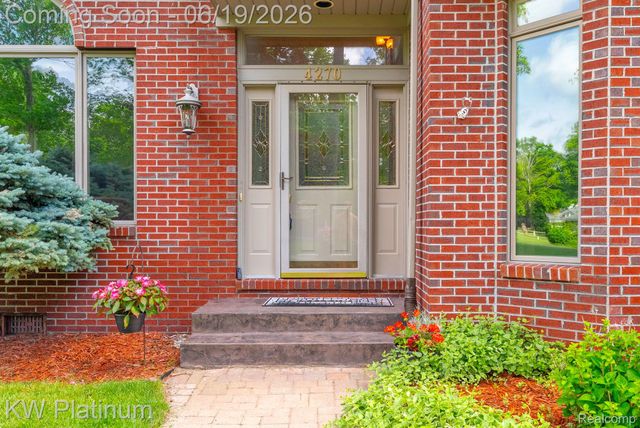 4270 Greenview Circle, Fort Gratiot Charter Township, MI 48059