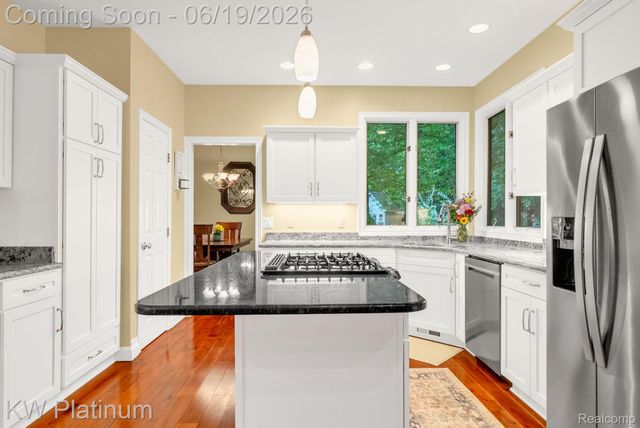 4270 Greenview Circle, Fort Gratiot Charter Township, MI 48059