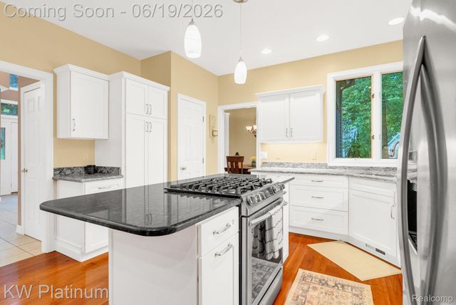 4270 Greenview Circle, Fort Gratiot Charter Township, MI 48059