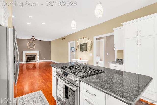 4270 Greenview Circle, Fort Gratiot Charter Township, MI 48059