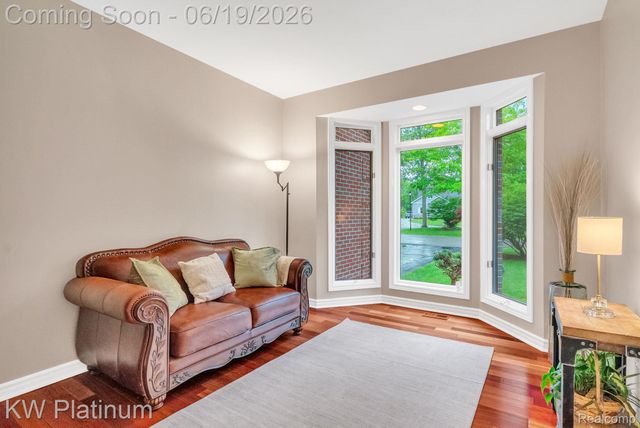 4270 Greenview Circle, Fort Gratiot Charter Township, MI 48059