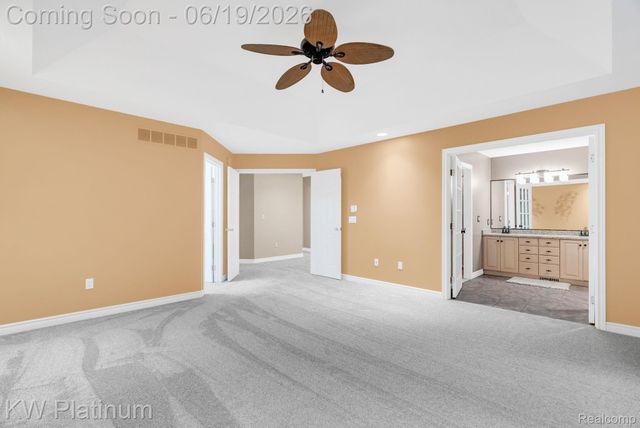 4270 Greenview Circle, Fort Gratiot Charter Township, MI 48059