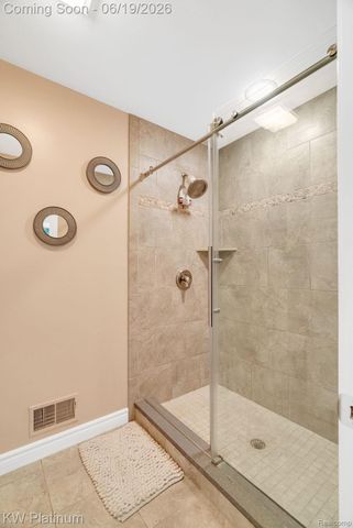 4270 Greenview Circle, Fort Gratiot Charter Township, MI 48059