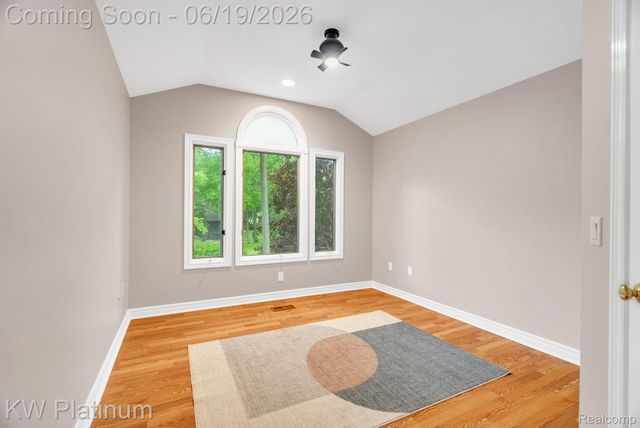 4270 Greenview Circle, Fort Gratiot Charter Township, MI 48059