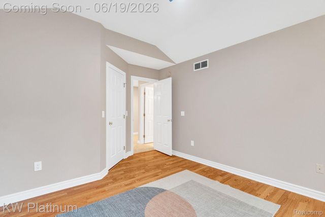 4270 Greenview Circle, Fort Gratiot Charter Township, MI 48059