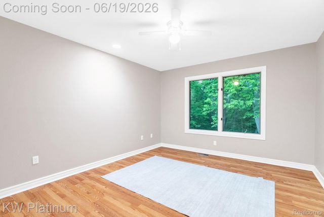 4270 Greenview Circle, Fort Gratiot Charter Township, MI 48059