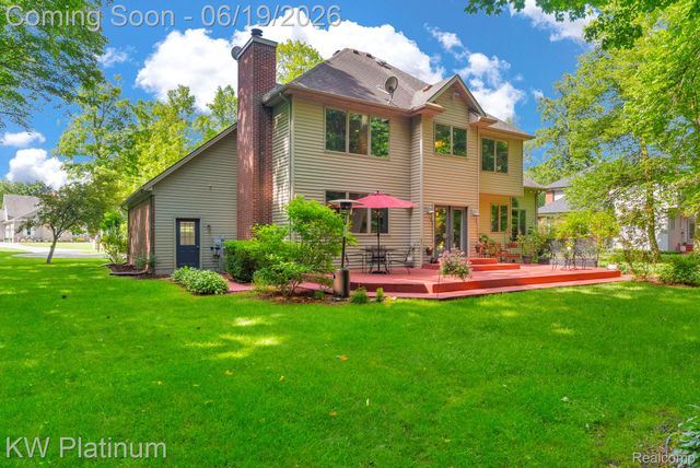 4270 Greenview Circle, Fort Gratiot Charter Township, MI 48059