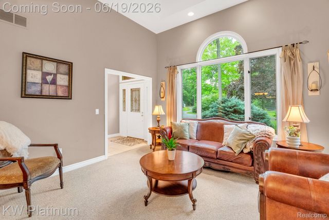 4270 Greenview Circle, Fort Gratiot Charter Township, MI 48059