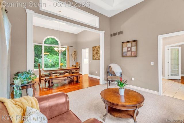 4270 Greenview Circle, Fort Gratiot Charter Township, MI 48059