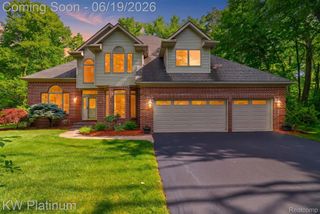 4270 Greenview Circle, Fort Gratiot Charter Township, MI 48059