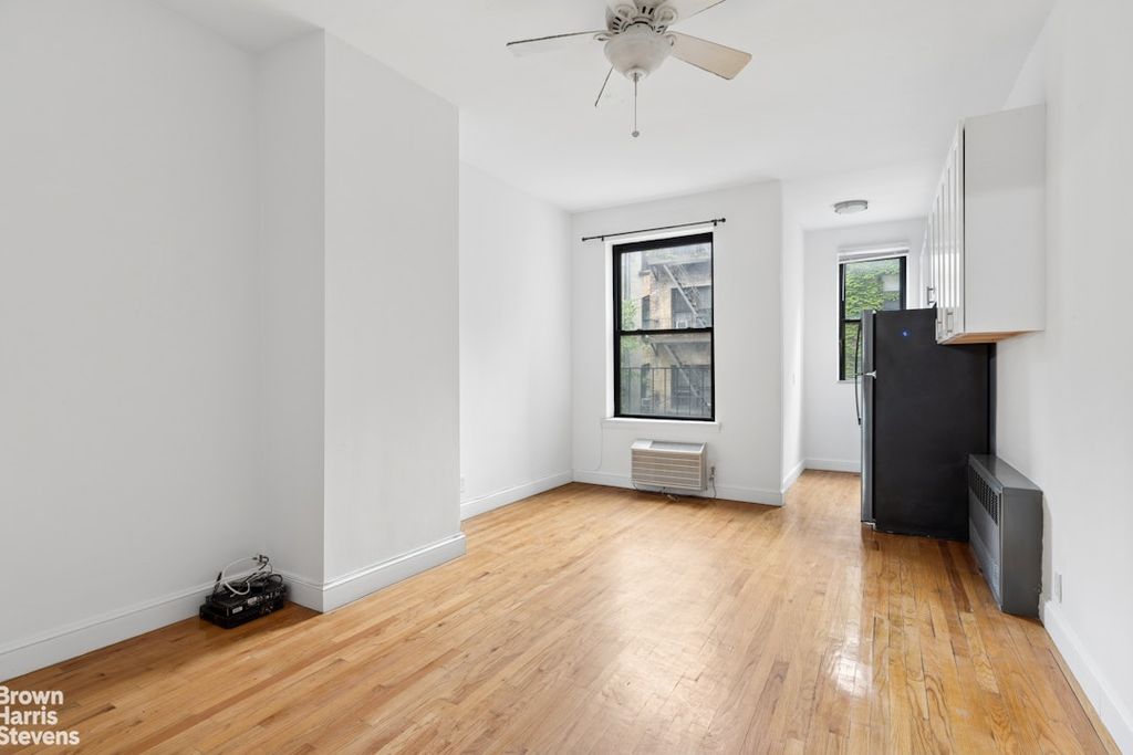 531 E 87th St Apt 3D, New York City, NY 10128
