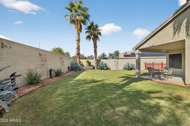 15481 W MAUNA LOA Lane, Surprise, AZ 85379