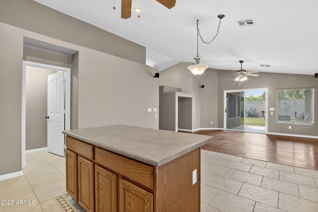 15481 W MAUNA LOA Lane, Surprise, AZ 85379