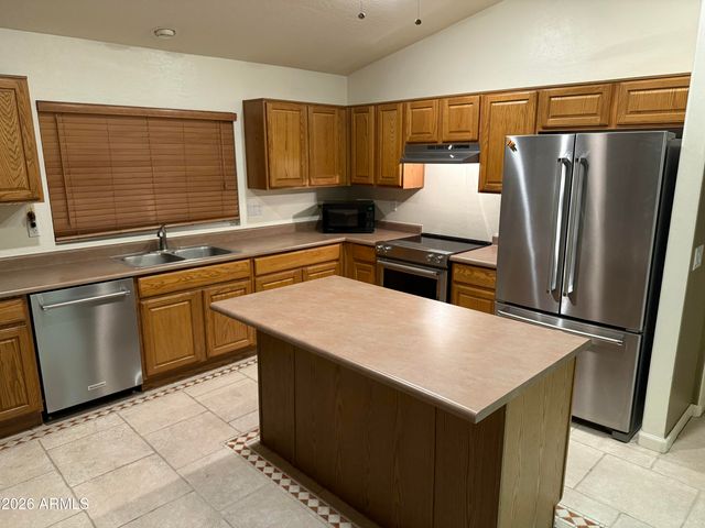 15481 W MAUNA LOA Lane, Surprise, AZ 85379