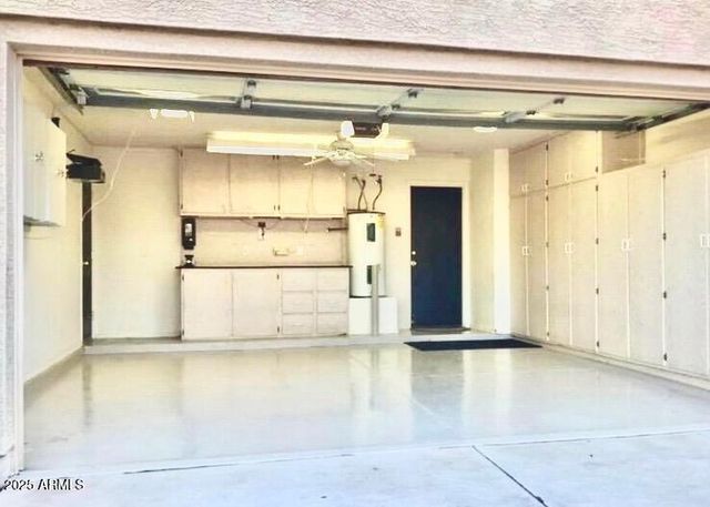 15481 W MAUNA LOA Lane, Surprise, AZ 85379