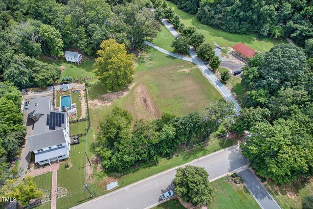 215 S Cameron Street, Hillsborough, NC 27278