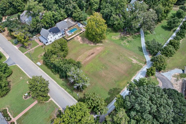 215 S Cameron Street, Hillsborough, NC 27278