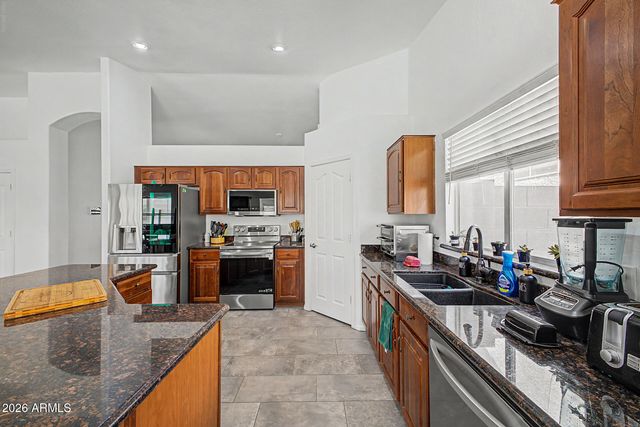 3753 E WHITEHALL Drive, San Tan Valley, AZ 85140