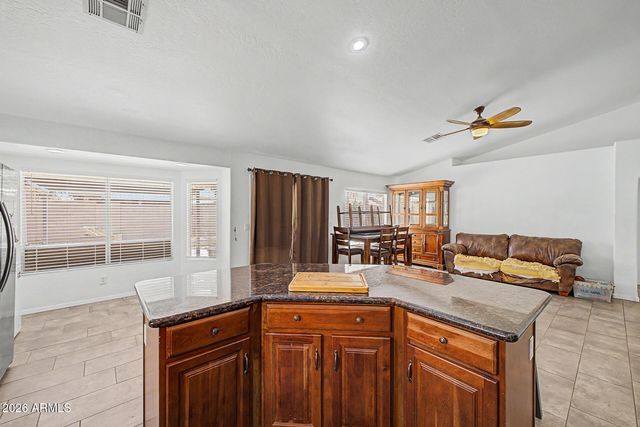 3753 E WHITEHALL Drive, San Tan Valley, AZ 85140