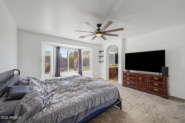 3753 E WHITEHALL Drive, San Tan Valley, AZ 85140