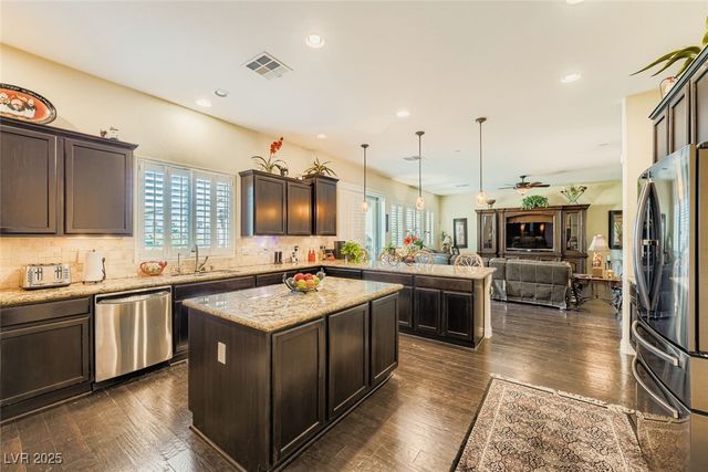 4996 Moncada Way, Las Vegas, NV 89149