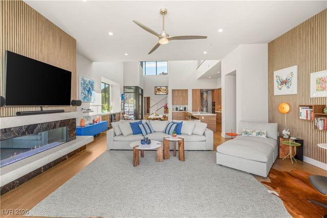 571 Overlook Rim Drive, Henderson, NV 89012