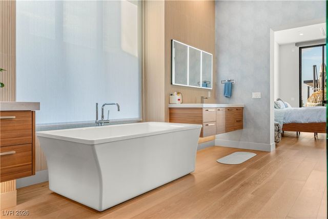 571 Overlook Rim Drive, Henderson, NV 89012