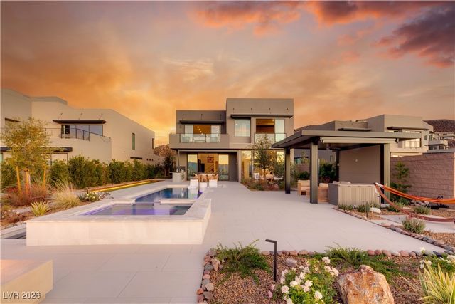 571 Overlook Rim Drive, Henderson, NV 89012