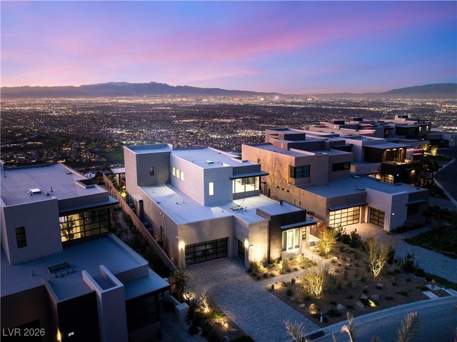 571 Overlook Rim Drive, Henderson, NV 89012