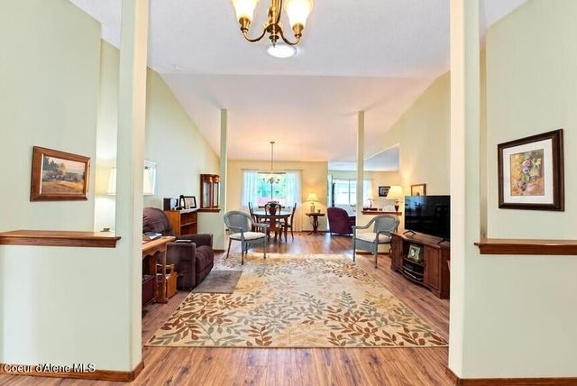 2707 E THOMAS HILL DR, Coeur D'alene, ID 83815