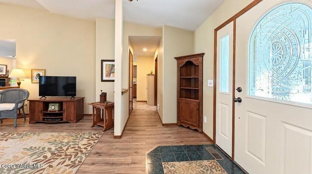 2707 E THOMAS HILL DR, Coeur D'alene, ID 83815